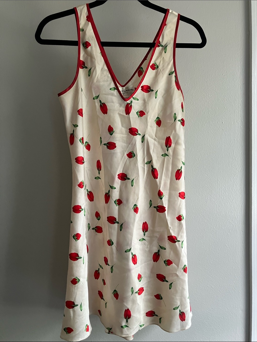 Miss Elaine Intimates Small Vintage Cream Slip Dress with Red Tulip Print